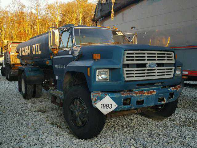 Ford F-700