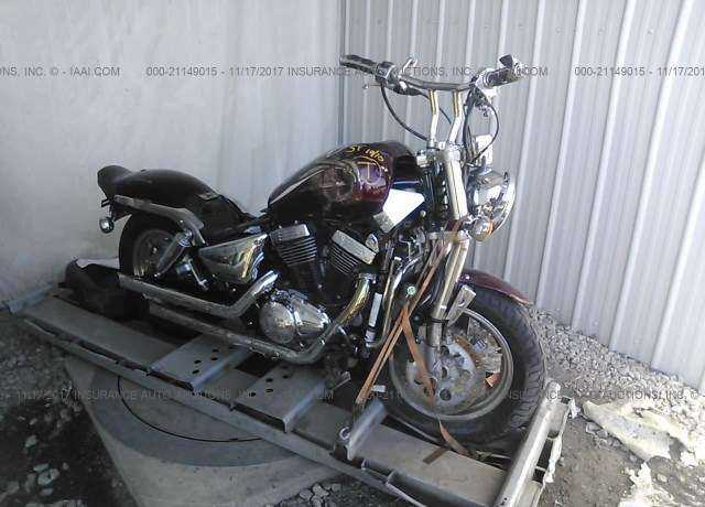 Suzuki VZ800