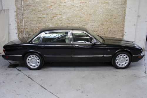 Jaguar Super V8