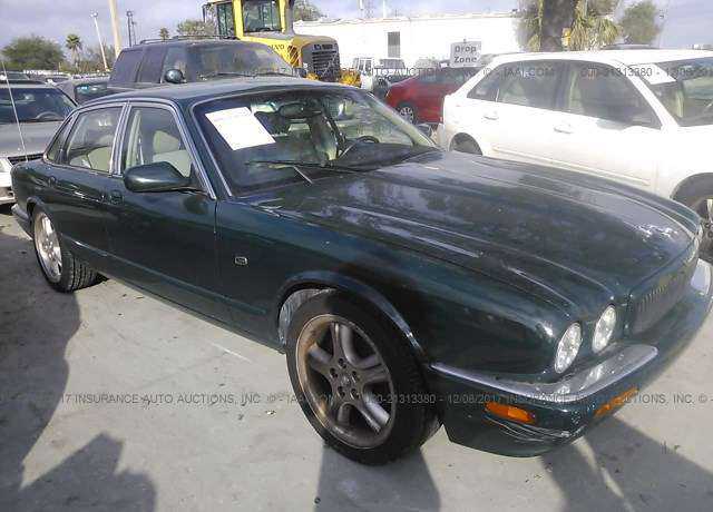 Jaguar XJ