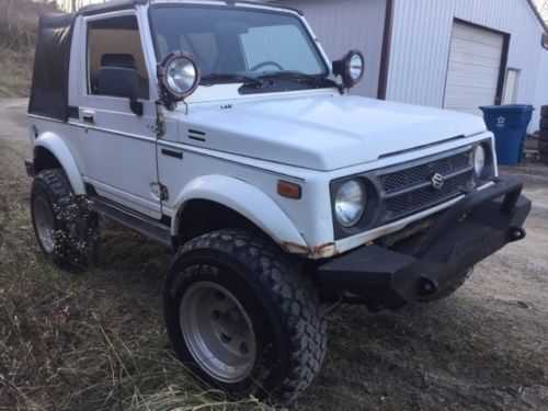 Suzuki Samurai