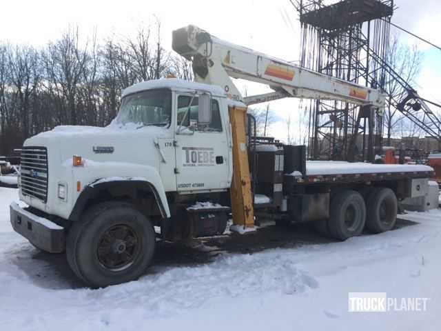 Ford LT8000
