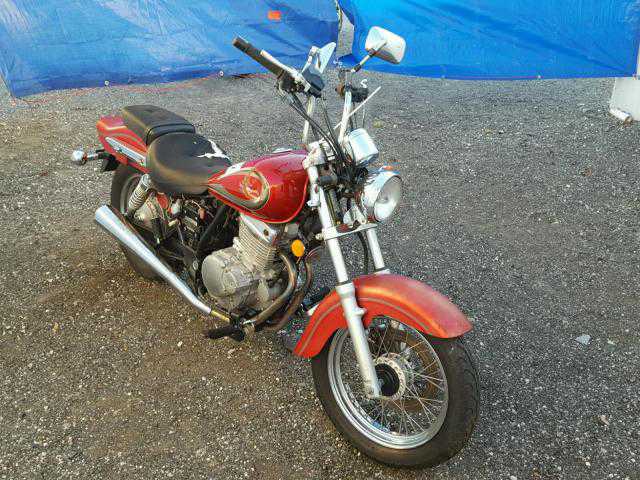 Suzuki GZ250