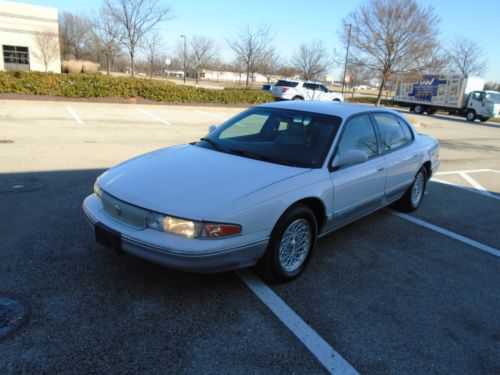Chrysler LHS