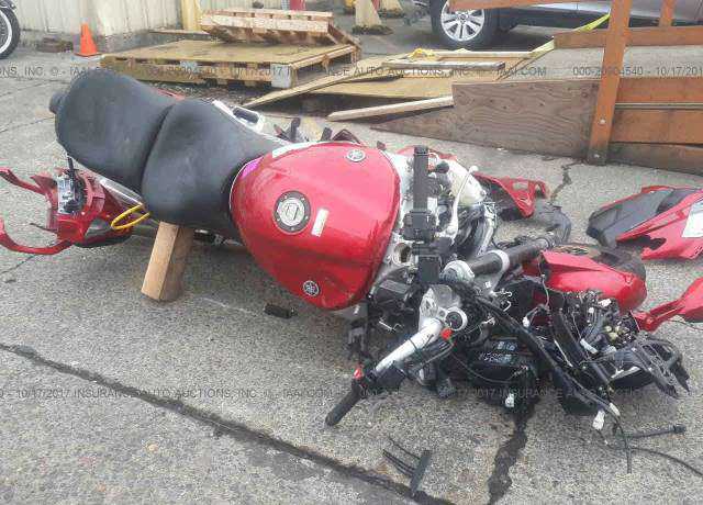 YAMAHA
