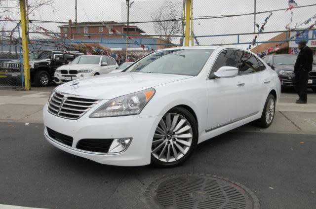 Hyundai Equus