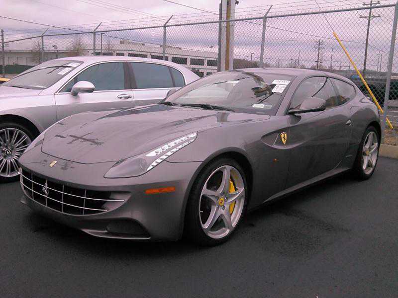 Ferrari FF