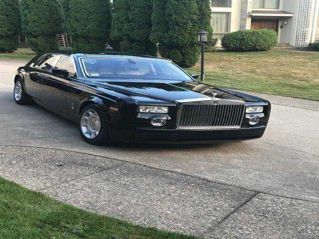 Rolls-Royce Phantom
