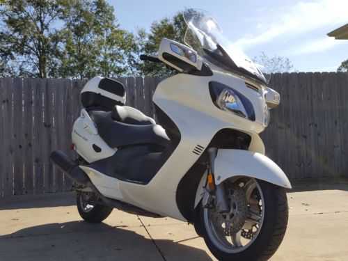 Suzuki AN650