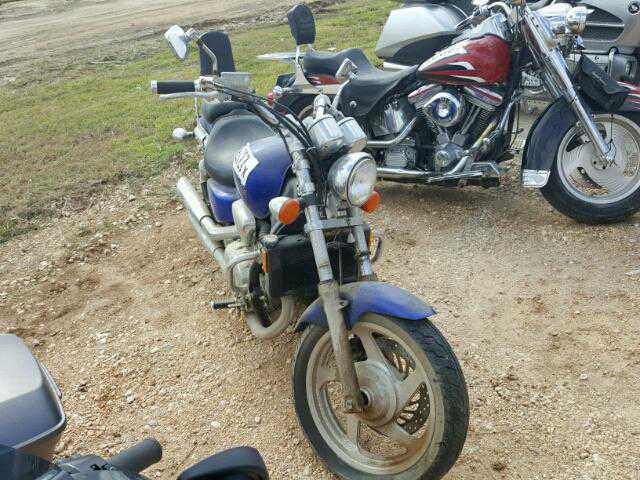 Honda VF750C (MAGNA)