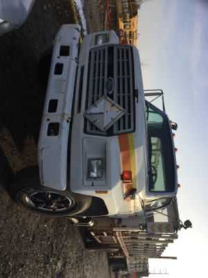 Ford F-700
