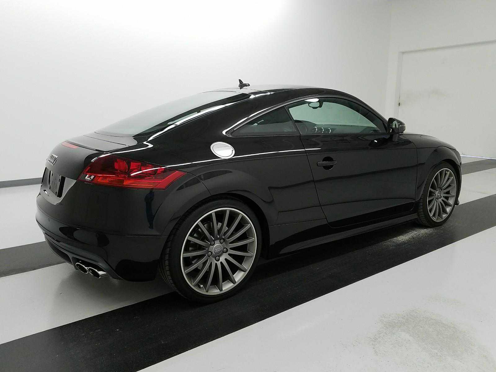 Audi TTS