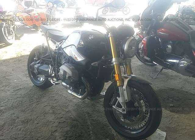 BMW R nineT