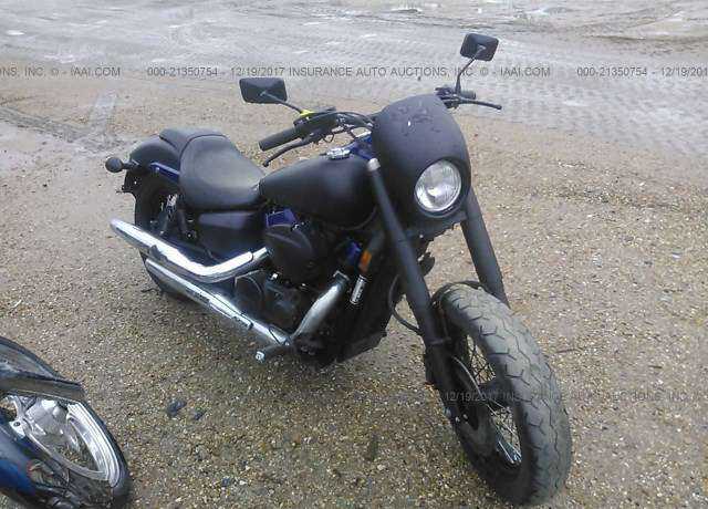 Honda VT750 (Shadow Phantom)