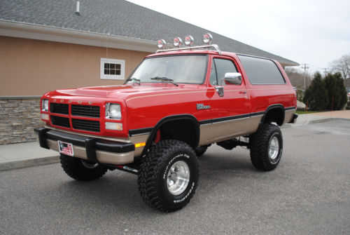 Dodge Ramcharger