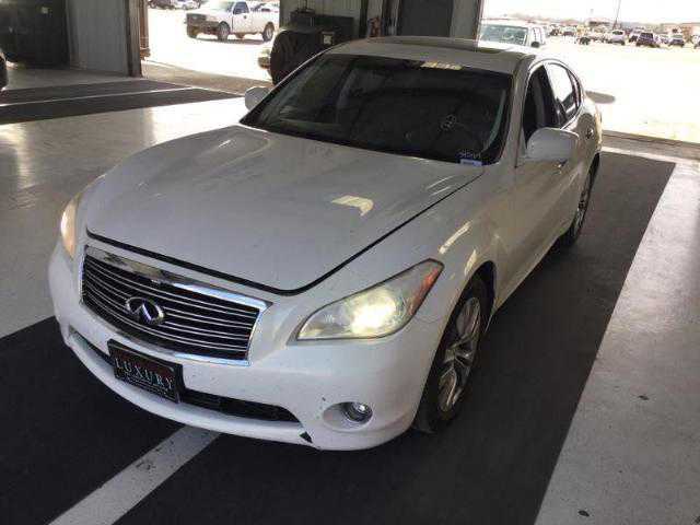 Infiniti M56
