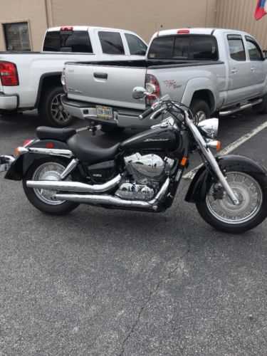Honda VT750 (Shadow Aero)