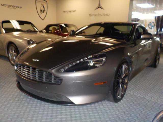 Aston Martin DB9