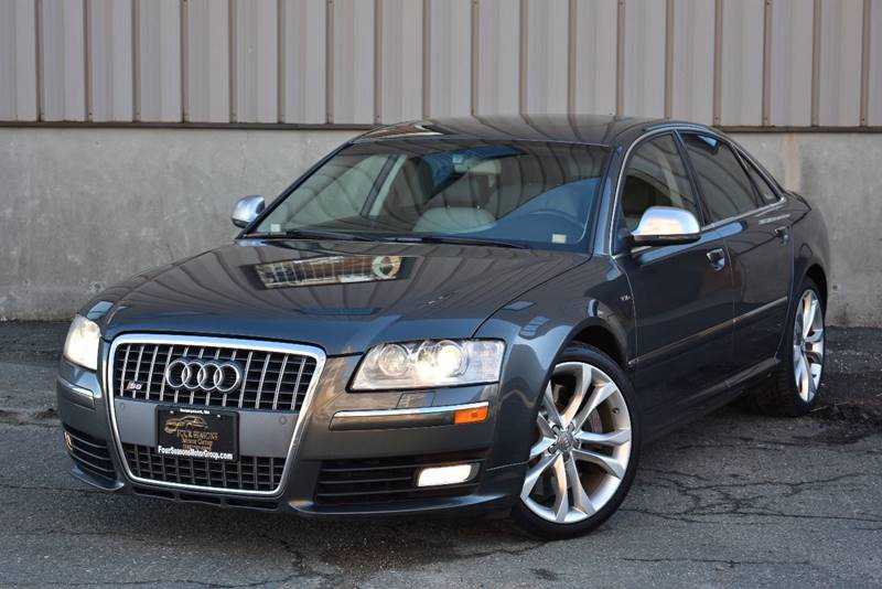 Audi S8