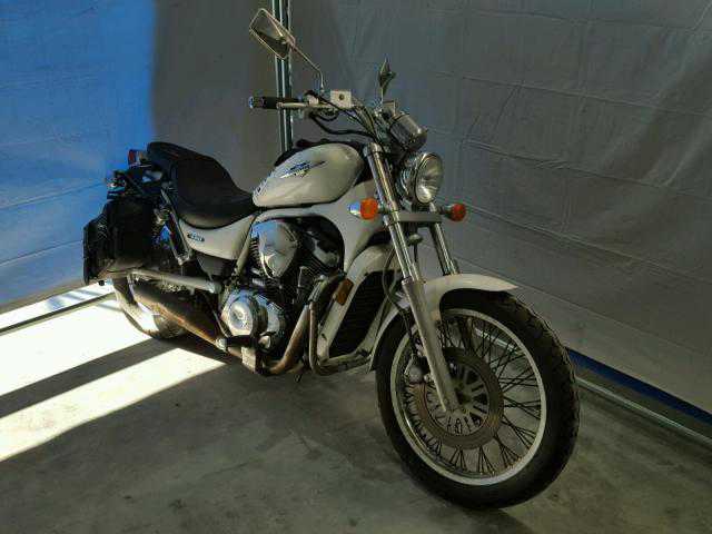 Suzuki VS800
