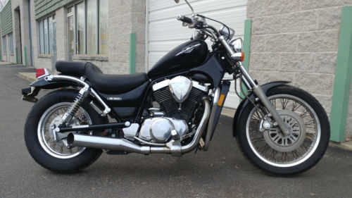Suzuki VS800