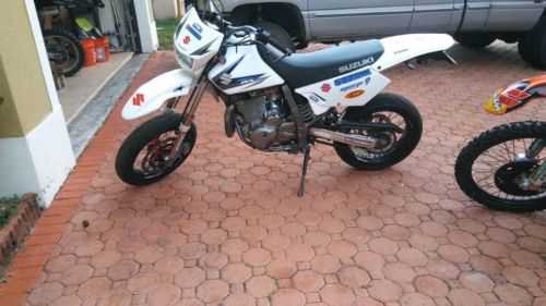 Suzuki DR650SE