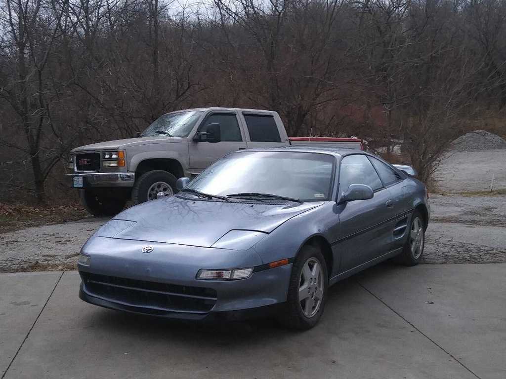 Toyota MR2