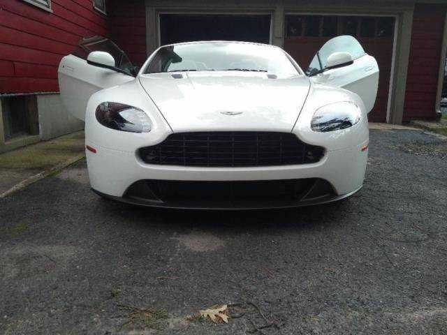 Aston Martin V8 Vantage