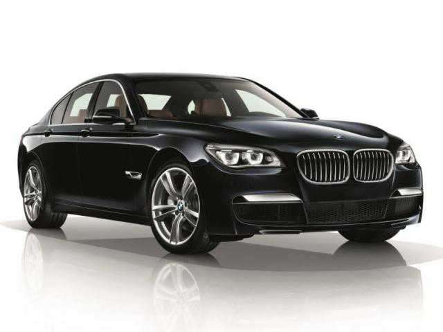 BMW M760i