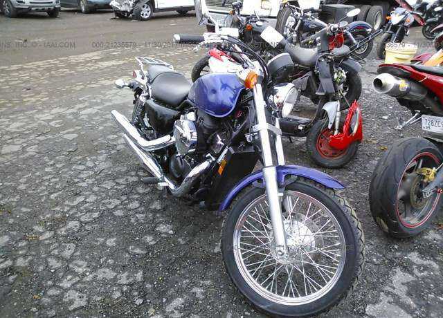 Honda VT750 (Shadow)