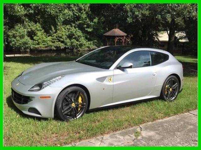 Ferrari FF