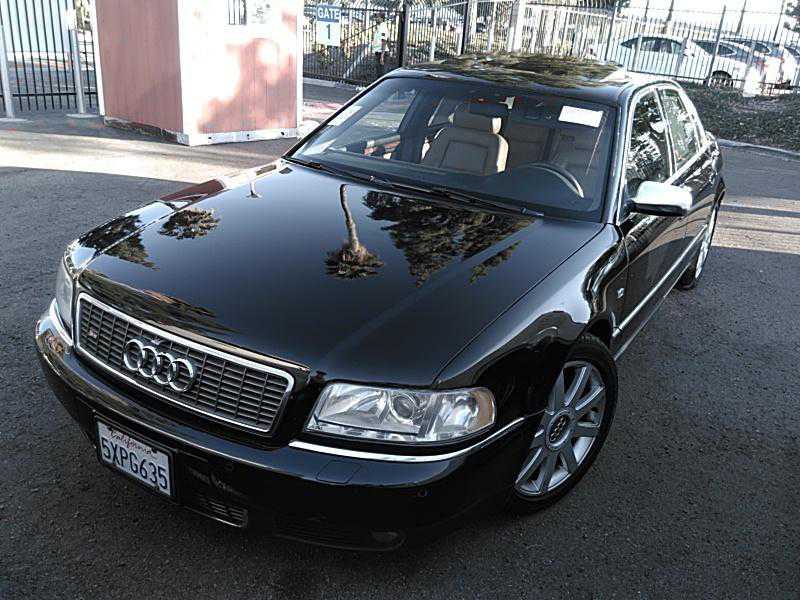 Audi S8