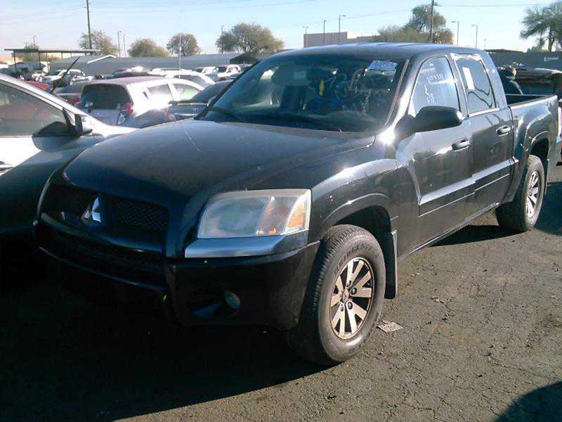 Mitsubishi Raider