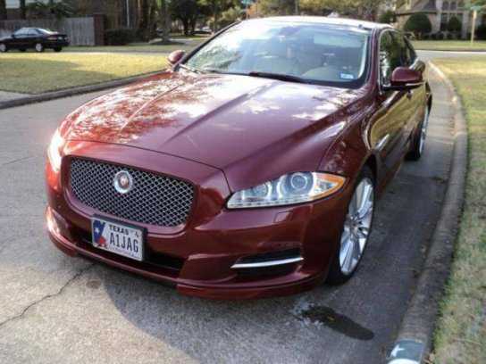 Jaguar XJ