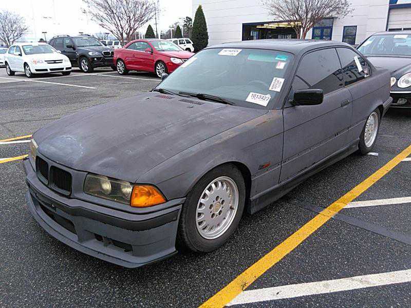 BMW 325iS