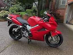 Honda VFR800A (INTERCEPTOR)