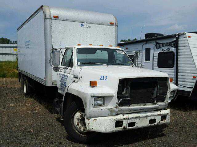 Ford F-700