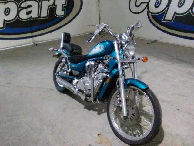 Suzuki VS800