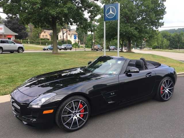 Mercedes-Benz SLS-Class