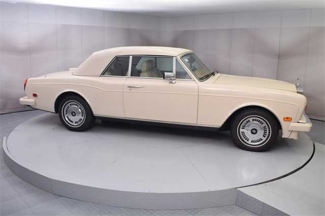 Rolls-Royce Corniche