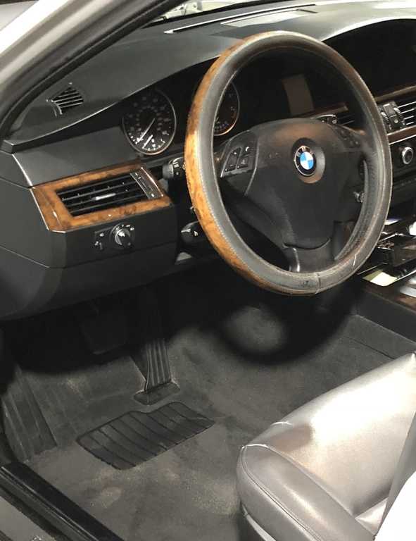 2010 BMW 528i
