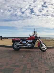 Suzuki VZ800K