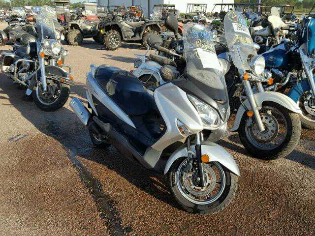 Suzuki UH200L