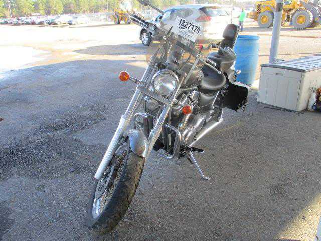 Suzuki VS1400