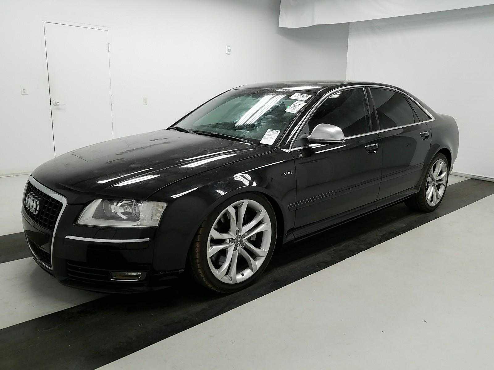 Audi S8