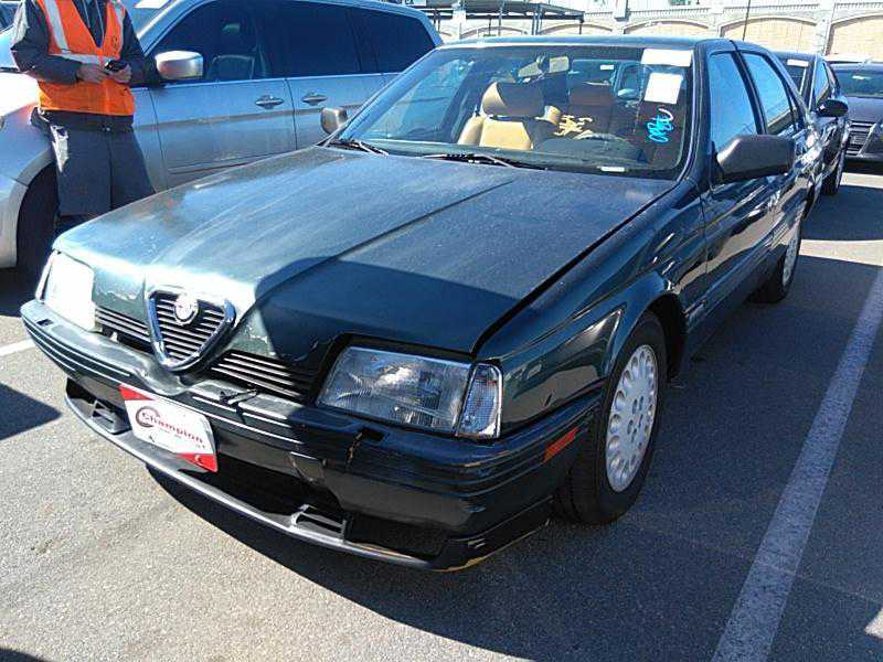 Alfa Romeo 164