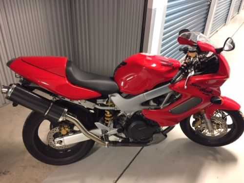Honda VTR1000F (SUPERHAWK)