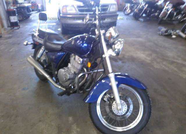 Suzuki GZ250