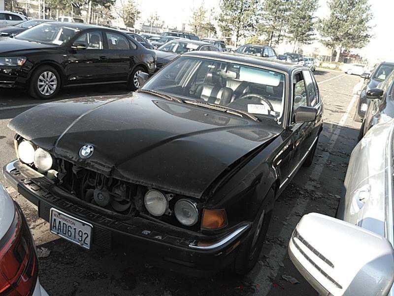 BMW 735i