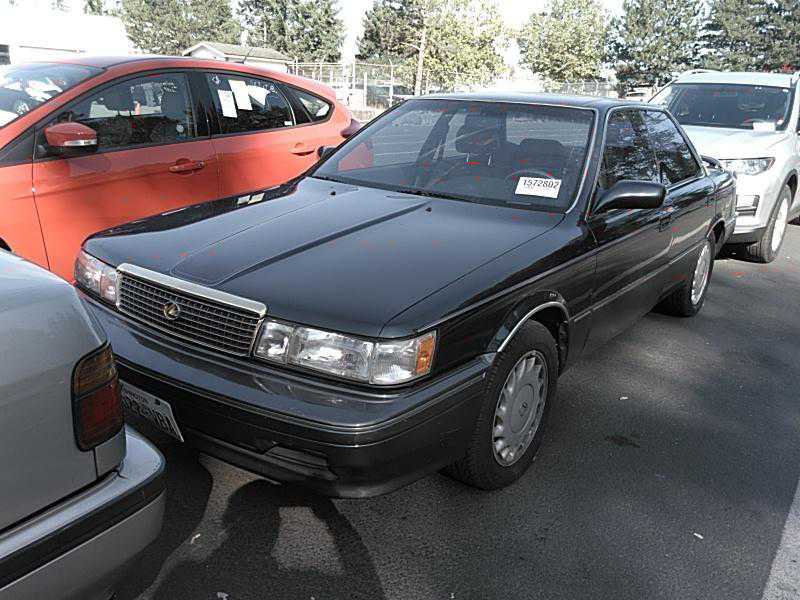 Lexus ES
